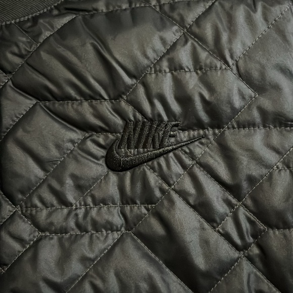 Nike quilted jacket (unisex) - Picture 5 of 8
